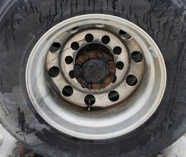 HUB PILOT NA Hub for a 2016 Western Star 4700