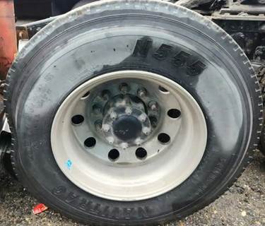 HUB PILOT NA Hub for a 2013 Freightliner Cascadia 113