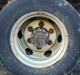 HUB PILOT NA Hub for a 2016 Hino 155