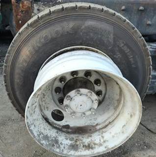 HUB PILOT NA Hub for a 2013 International TranStar 8600