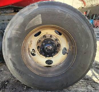 HUB PILOT NA Hub for a 2023 Peterbilt 579