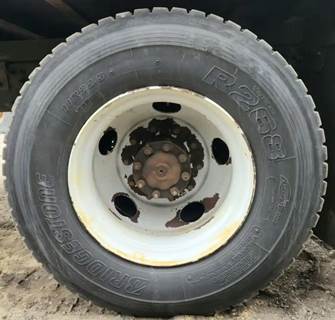 HUB PILOT NA Hub for a 2019 Hino 268