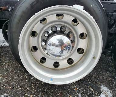 HUB PILOT NA Hub for a 2007 Peterbilt 379