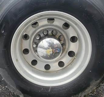 HUB PILOT NA Hub for a 2007 Peterbilt 379