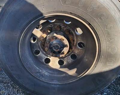 HUB PILOT NA Hub for a 2017 Kenworth T680