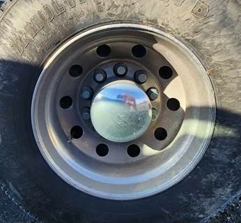 HUB PILOT NA Hub for a 2020 Freightliner Cascadia 126