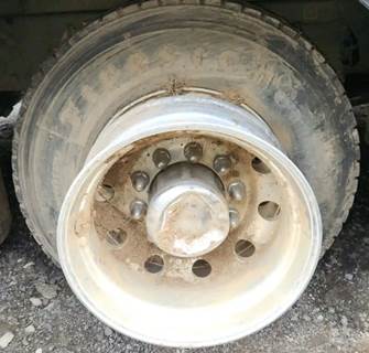 HUB PILOT NA Hub for a 2019 Peterbilt 337