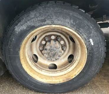 HUB PILOT NA Hub for a 2016 Hino 195