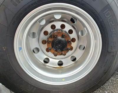 HUB PILOT NA Hub for a 2018 International LT625