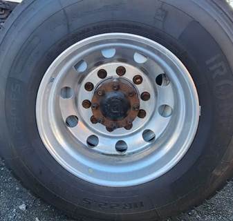 HUB PILOT NA Hub for a 2018 International LT625