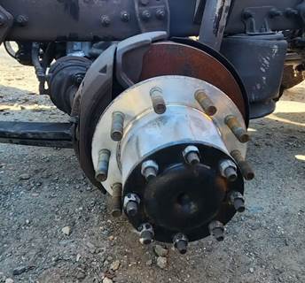 HUB PILOT NA Hub for a 2023 Freightliner Cascadia 116