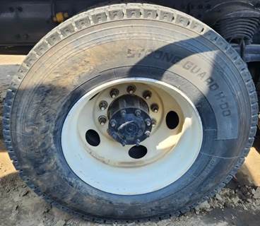 HUB PILOT NA Hub for a 2008 Sterling L9500