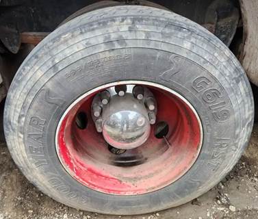 HUB PILOT NA Hub for a 1998 E-One Fire Truck