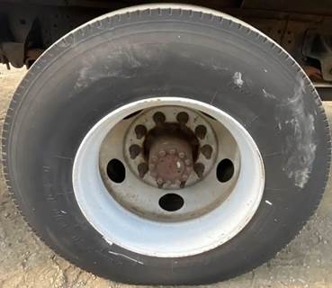 HUB PILOT NA Hub for a 2005 GMC C6500