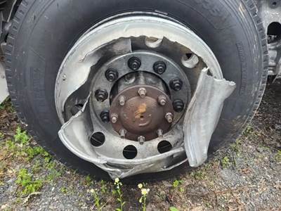 HUB PILOT NA Hub for a 2019 Kenworth T680