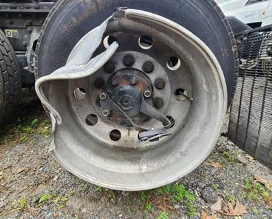 HUB PILOT NA Hub for a 2019 Kenworth T680