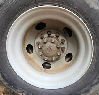 HUB PILOT NA Hub for a 2013 Hino 338