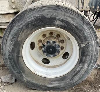 HUB PILOT NA Hub for a 2019 Kenworth T400