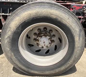 HUB PILOT NA Hub for a 2012 International TranStar 8600