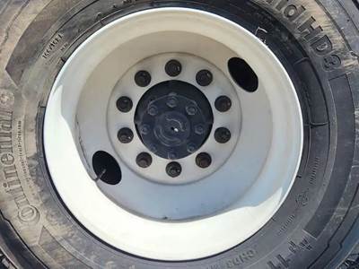 HUB PILOT NA Hub for a 2022 International MV607