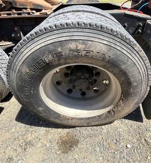 HUB PILOT NA Hub for a 2004 International 8600