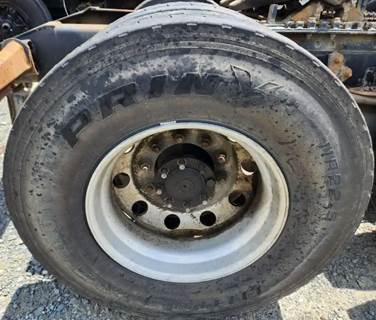 HUB PILOT NA Hub for a 2005 International 9200I