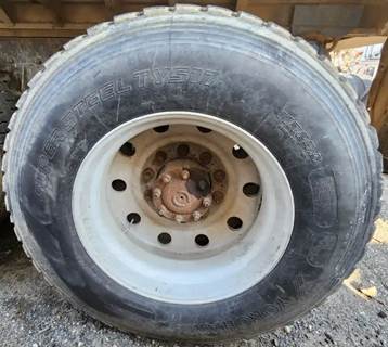 HUB PILOT NA Hub for a 2000 Sterling L9500