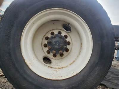 HUB PILOT NA Hub for a 2018 Freightliner M2 106