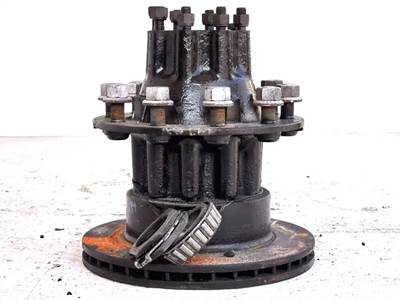 HUB PILOT NA Hub for a 2005 Ford F-650