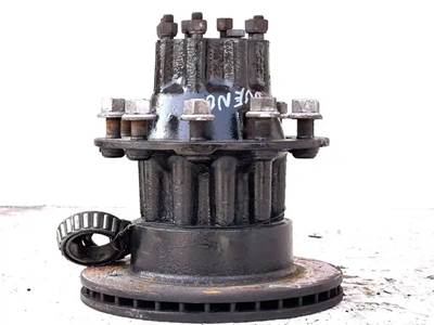 HUB PILOT NA Hub for a 2005 Ford F-650