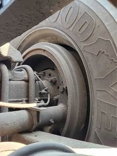 HUB PILOT NA Hub for a 2016 Freightliner Cascadia 125