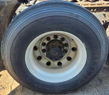 HUB PILOT NA Hub for a 2012 Freightliner Cascadia 125