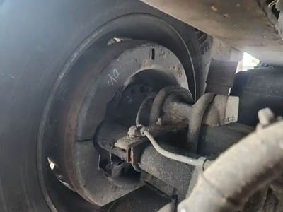 HUB PILOT NA Hub for a 2020 Freightliner M2 106