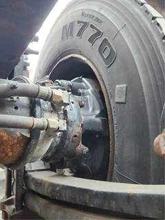 HUB PILOT NA Hub for a 2015 Freightliner Cascadia 113