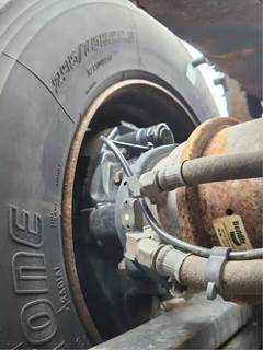 HUB PILOT NA Hub for a 2015 Freightliner Cascadia 113