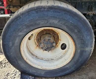 HUB PILOT NA Hub for a 2002 Sterling L9500