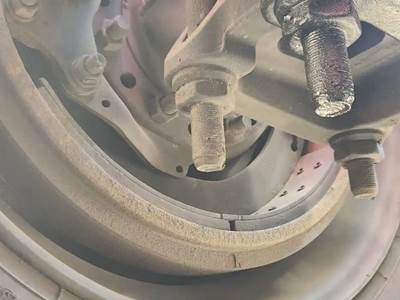 HUB PILOT NA Hub for a 2023 Kenworth T680