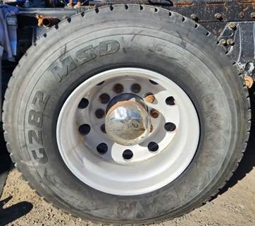 HUB PILOT NA Hub for a 2007 Peterbilt 379