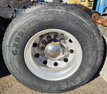 HUB PILOT NA Hub for a 2007 Peterbilt 379