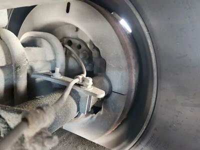 HUB PILOT NA Hub for a 2020 Freightliner M2 106