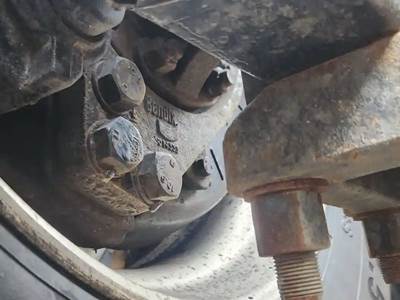 HUB PILOT NA Hub for a 2021 Freightliner Cascadia 126