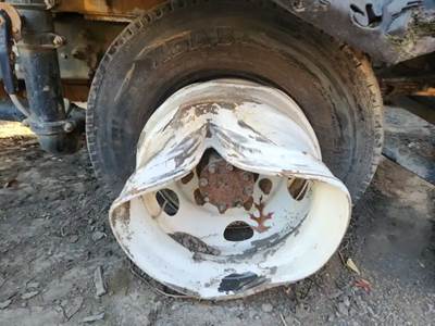 HUB PILOT NA Hub for a 2017 Ford F-650