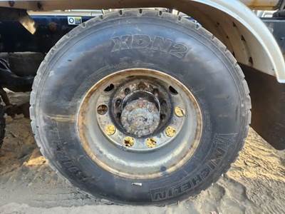 HUB PILOT NA Hub for a 2021 Peterbilt 348