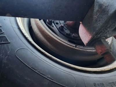 HUB PILOT NA Hub for a 2021 International LT625