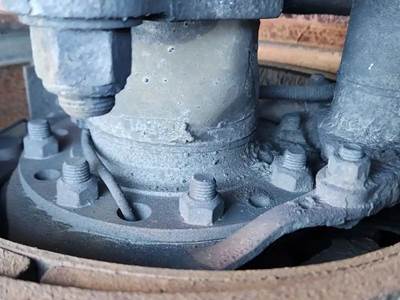 HUB PILOT NA Hub for a 2007 Kenworth T600