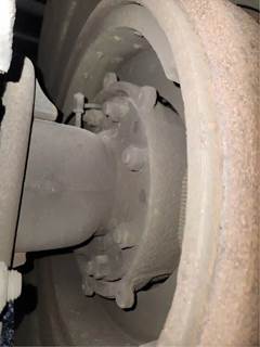 HUB PILOT NA Hub for a 2017 Freightliner M2 106