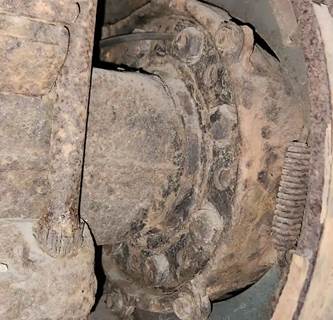 HUB PILOT NA Hub for a 2001 Sterling L7500