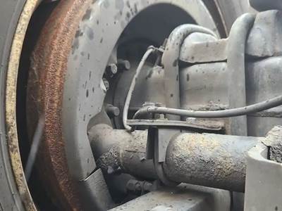 HUB PILOT NA Hub for a 2015 Freightliner Cascadia 125