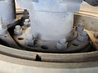 HUB PILOT NA Hub for a 2012 Kenworth T660