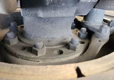 HUB PILOT NA Hub for a 2012 Kenworth T660